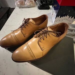 Allen Edmonds Light Brown Leather Oxfords
